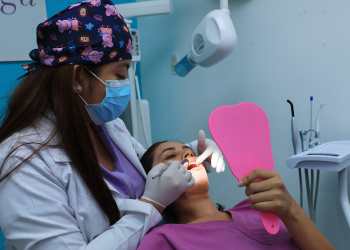 ¿Es seguro un blanqueamiento dental?