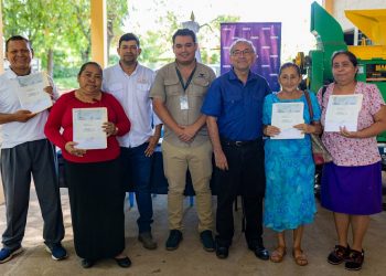Entregan apoyo a veteranos y excombatientes