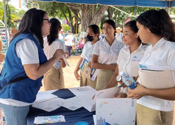 Desarrollan feria de oportunidades y prevención de la migración en Jiquilisco, Usulután