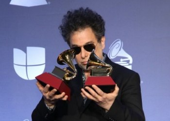 Andrés Calamaro: «El rock en español se está volviendo a poner de moda»
