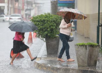 Medio Ambiente pronostica tormentas y lluvias para la tarde y noche de este lunes