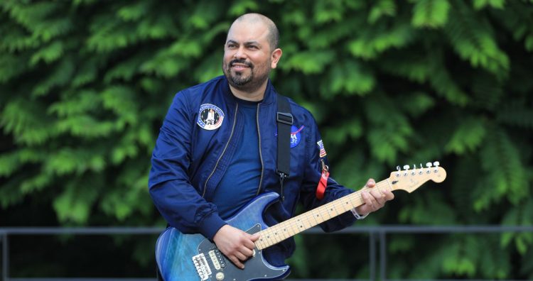 Gustavo Lechuga, «Xuga», cantante, compositor y productor salvadoreño. (Foto: David Martínez/Diario El Salvador)