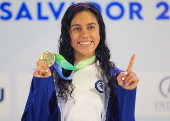 Brazadas de oro para El Salvador en segundo día de acción del CCCAN 2023