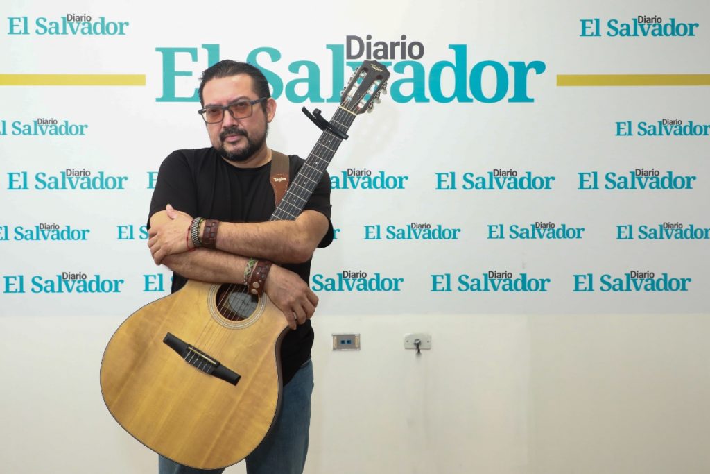 Juguetón El Salvador - Con el libro musical mis primeras canciones