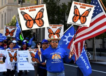 Extienden fecha de reinscripción al TPS para El Salvador