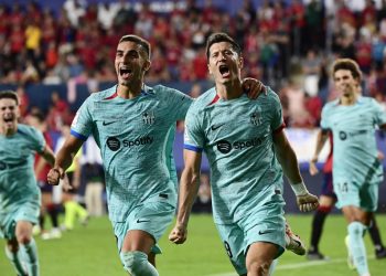 Con penal de Robert Lewandowski, Barcelona consigue el triunfo en su visita al Osasuna