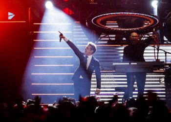 Video / ¡Rompió en llanto! Luis Miguel no pudo contener las lágrimas en su último concierto en Chile