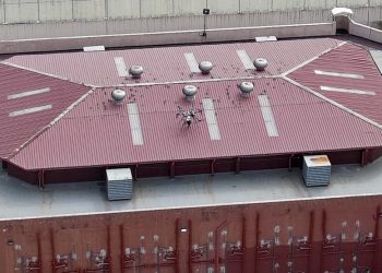 Policía detecta dron con artefacto explosivo en cárcel de máxima seguridad en Ecuador