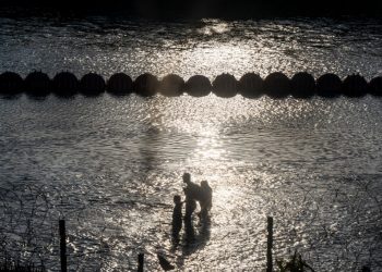 Los cadáveres de tres inmigrantes, incluido un niño de 3 años, fueron recuperados en el río Bravo esta semana