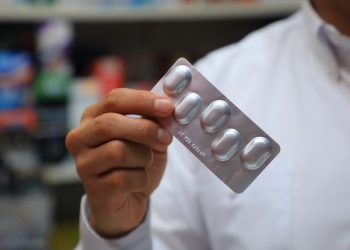 Gremiales desmienten a «La Prensa Gráfica», que informó sobre posible incremento de precios de medicamentos
