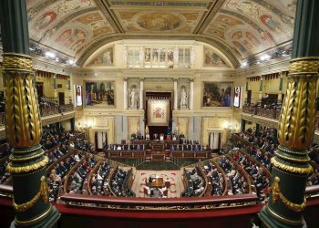 Los diputados podrán expresarse en catalán, vasco o gallego en el Parlamento español