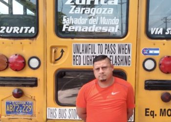 Arrestan a motorista de transporte colectivo que atropelló a dos personas en San Salvador