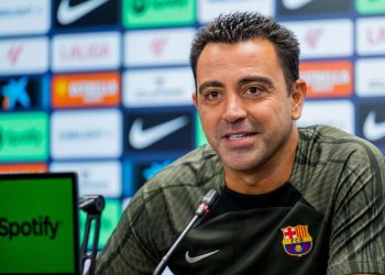 Xavi anuncia que va a renovar con el Barcelona hasta 2025