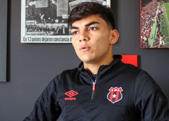 Leonardo Menjívar: «Me impactó la salida de Hugo Pérez de la selección»