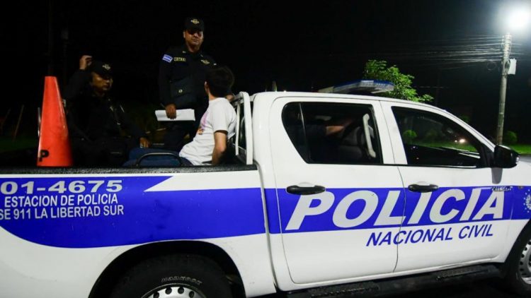 La Policía intensificó los registros en controles vehiculares. Foto VMT