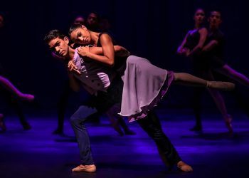 Inicia la tercera temporada del ballet clásico en El Salvador