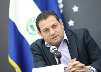Ministro de Trabajo advierte que constructora de Santa Elena tendrá que indemnizar a familia de obrero fallecido y a lesionados