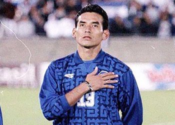 Díaz Arce: «No quiero irrespetar a Hugo Pérez, pero si con esta manera de jugar no se gana, hay que cambiarla»