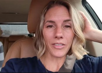 Detienen en EE. UU. a madre youtuber por abuso infantil