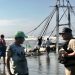 Embarcación pesquera fue destruida por fuerte oleaje en la bahía de Jiquilisco