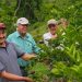 Miguel tiene una finca ordenada y diversificada por el apoyo del Centa