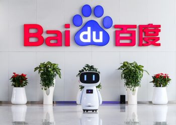 Gigante chino de internet Tencent presenta robot conversacional