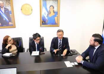 Mitsubishi Corporation explora invertir en El Salvador