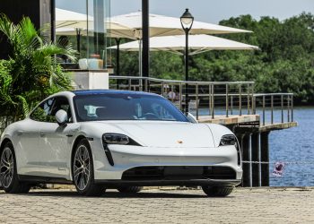 Porsche Taycan: uno de los eléctricos más rápidos del mundo desafía los caminos de El Salvador