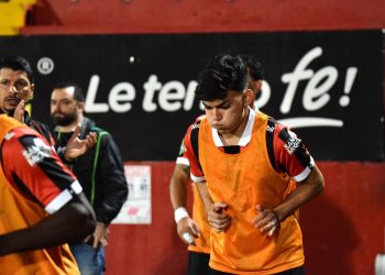 Leonardo Mejívar: «Con lo poco que hice en la selección, en Copa Oro, pude llamar la atención de clubes acá en Costa Rica»