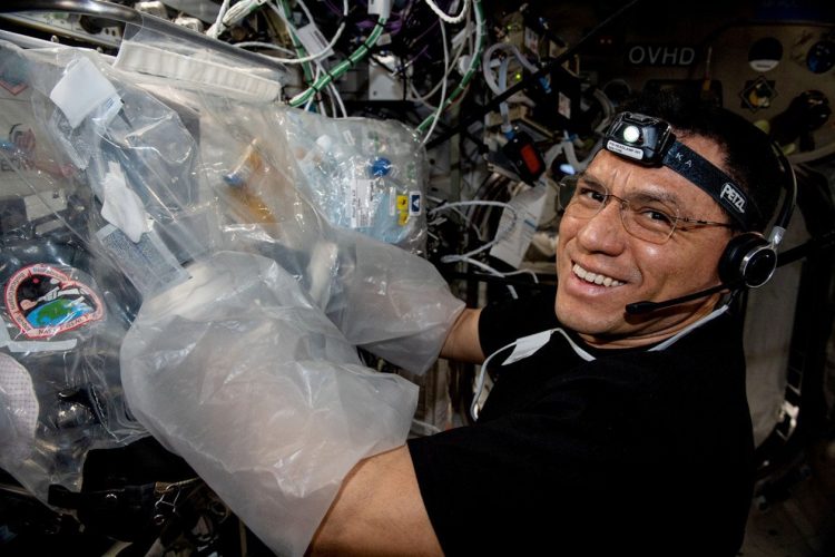 Nuevas ideas
El astronauta
compartirá los
resultados a
su regreso a la
Tierra a finales de
septiembre.