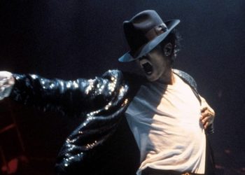 El sombrero de Michael Jackson durante su famoso baile moonwalk, vendido por 82.000 dólares