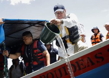 Convenio beneficia a 3,000 curileros y pescadores