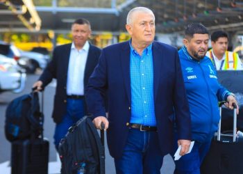Eduardo Lara: «Por el lado económico, no tendría problema con la Fesfut, para poder volver a dirigir a la selección»