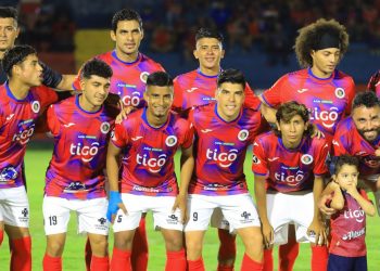FAS pidió a sus tres jugadores de selección para enfrentar a Dragón