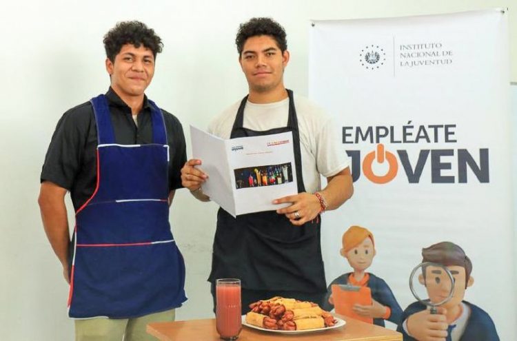 Habilidades. La formación les brinda herramientas para optar por un empleo. Foto: Injuve.