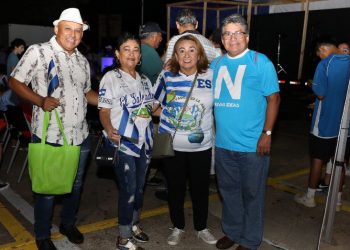 Fiesta azul y blanco en Houston, Texas