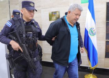 Autoridades capturan al expresidente de Bandesal, Juan Pablo Durán, acusado de actos arbitrarios y cohecho