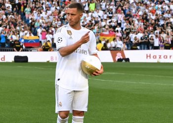 Hazard, la bandera de la generación dorada del fútbol belga, se retira