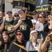 Continúa la huelga en Hollywood tras suspensión de las negociaciones