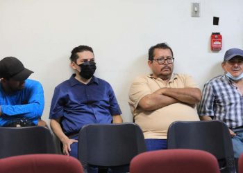 Fiscalía expuso pruebas en contra de exfuncionarios por manejo de fondos de tiendas en cárceles