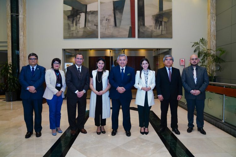 Seguridad y reducción de la migración irregular fueron otros temas de 
discusión, con el objetivo de abrir espacios en inversiones.