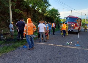 Fuerte accidente de tránsito en San Miguel deja diez fallecidos