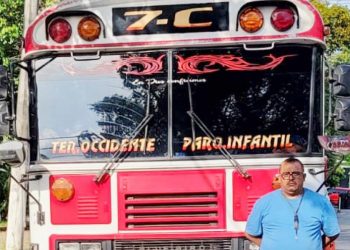 Detienen a motorista de bus que atropelló a una mujer en San Salvador