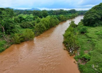 En San Miguel verifican nivel de ríos, puentes e instalan albergues por tormenta tropical
