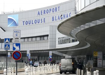 Nueve aeropuertos franceses fueron evacuados por alertas de bomba 