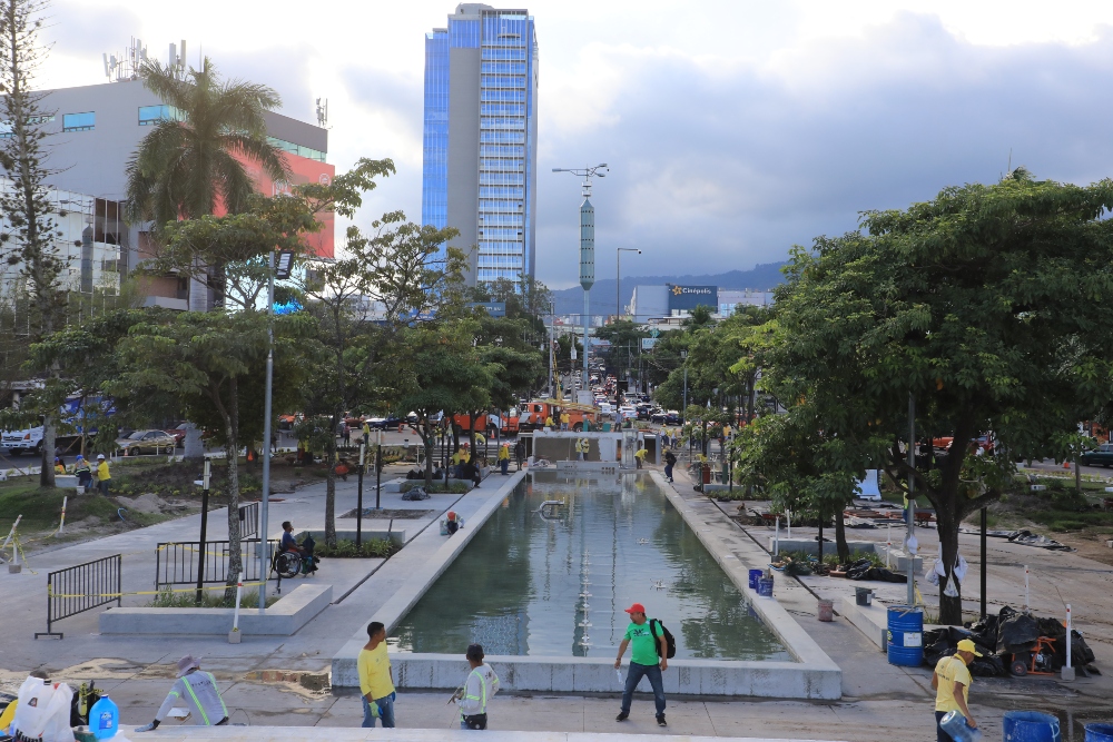 Plaza Salvador del Mundo tendrá flamante fuente como parte de su renovación  – Diario El Salvador