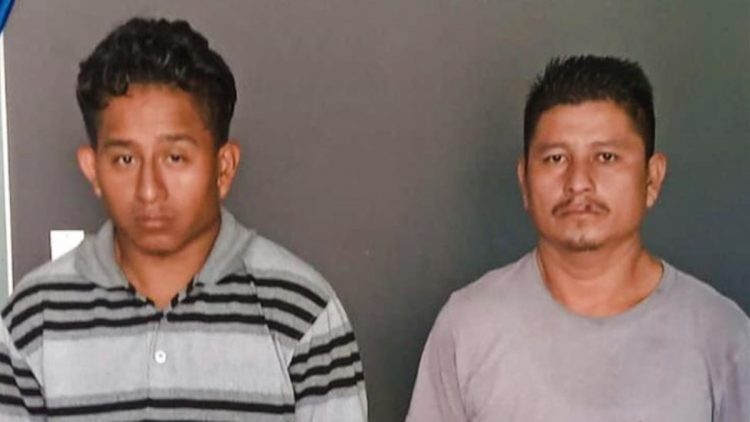 Luis Ángel Rosales Rivas y Genaro Antonio Rosales Cruz capturados por hurto en Olocuilta. Foto PNC