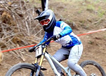 Ciclista Mariana Salazar competirá en evento Panamericano de Downhill