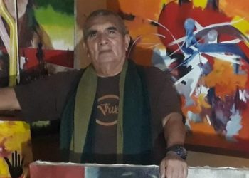 Salvadoreño expone sus cuadros en Roma