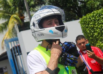 Expertos de Uruguay capacitan a 400 personas en seguridad vial